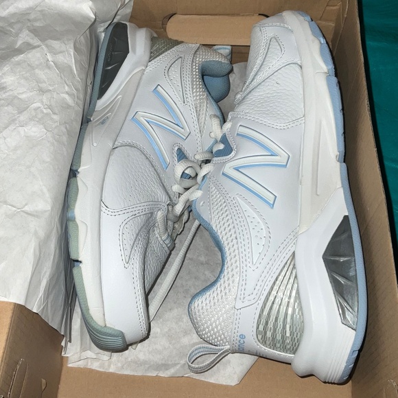 New Balance 857 - Picture 5 of 6